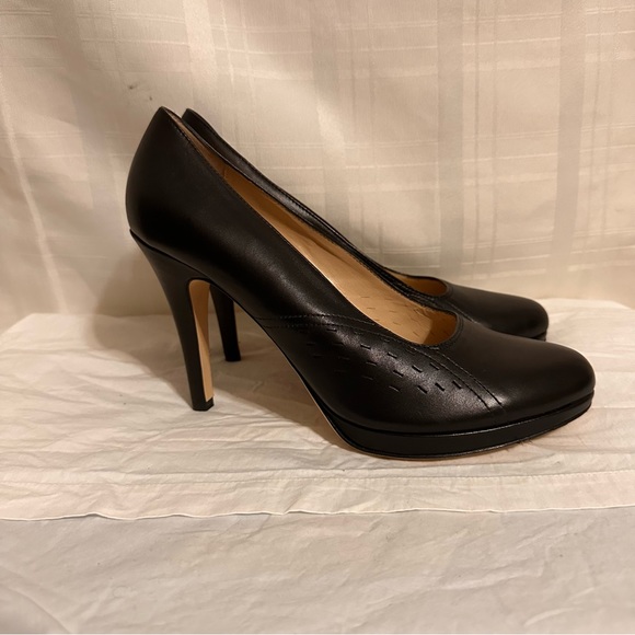 Julie Lopez Heels - Picture 6 of 9